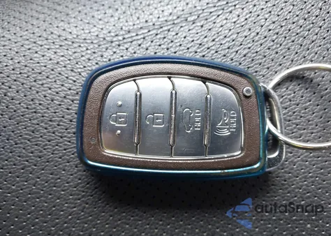 2019 Hyundai Tucson Limited z USA, uszkodzony, nr VIN KM8J3CAL1KU868845